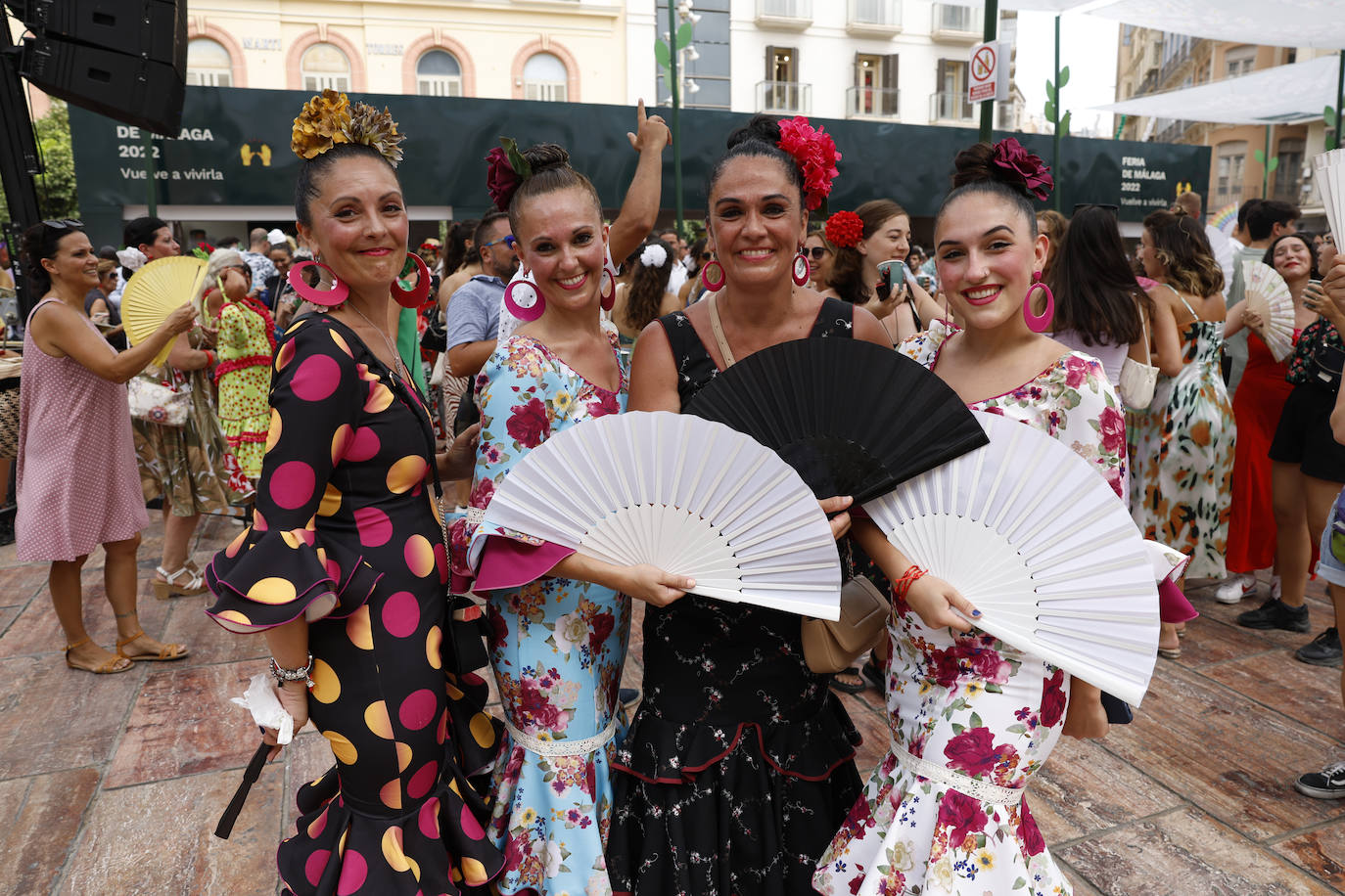 Amparo Muñoz, Raquel Muñoz, Carmen Muñoz y Jessica Juzgado.