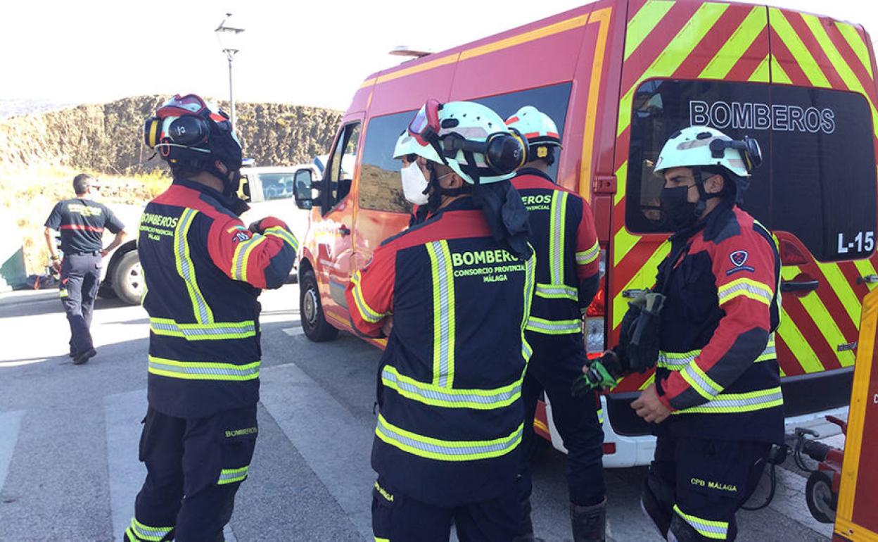 Efectivos del Consorcio Provincial de Bomberos de Málaga en una imagen de archivo. 