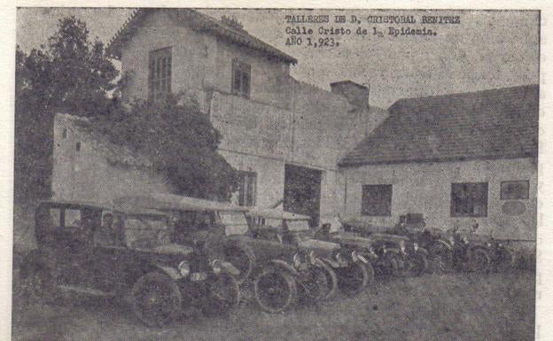 Taller de automóviles en la calle Cristo de la Epidemia.