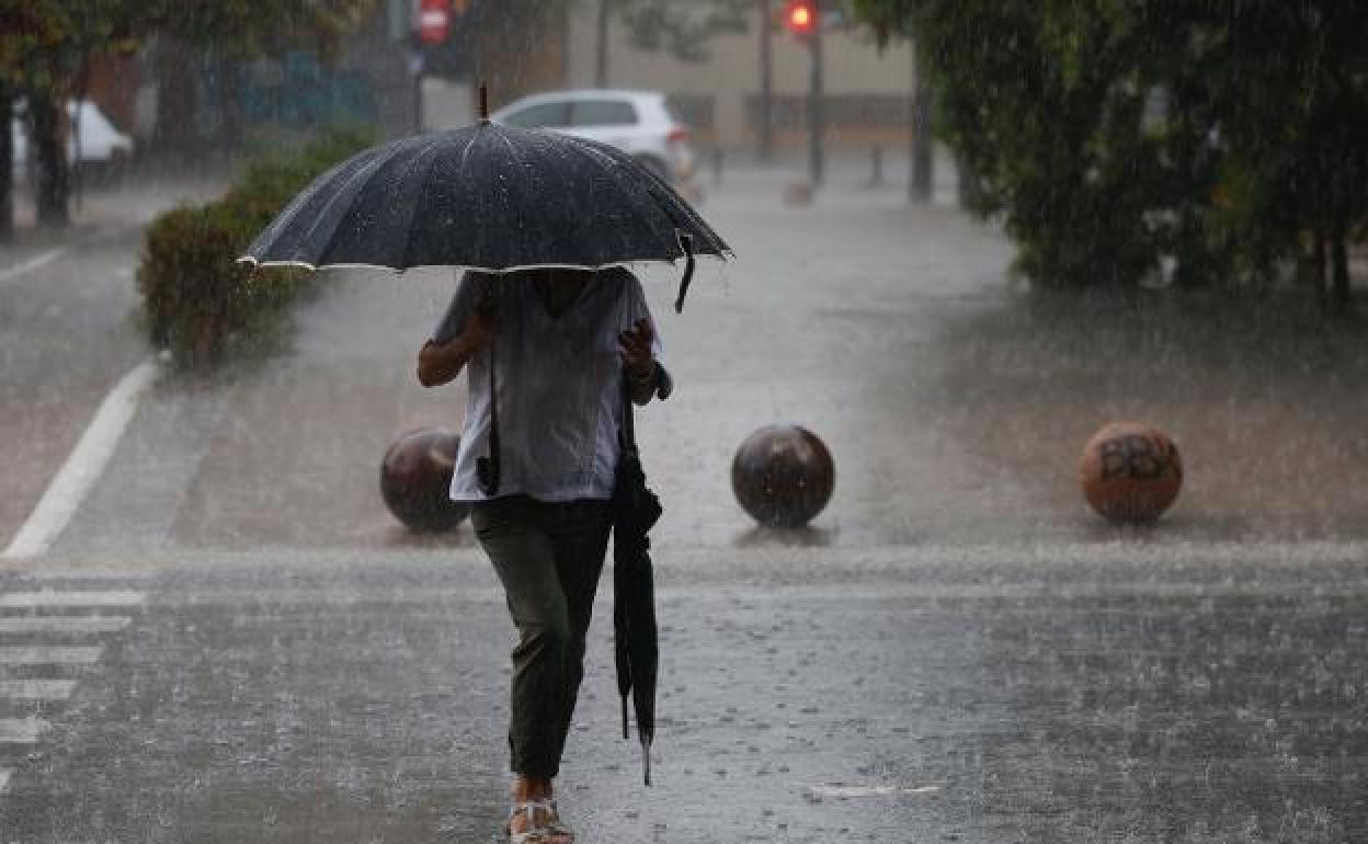 Cambio brusco del tiempo: las olas de calor dan paso a los avisos por fuertes tormentas