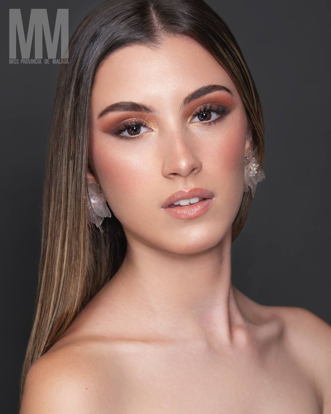 El certamen Miss y Mister Provincia de Málaga 2022, se llevará a cabo este sábado, 3 de septiembre, en Casabermeja. Serán 52 representantes los que competirán por el título oficial de embajadores de la provincia. Al final del evento, Natalia Gómez de Fuengirola y Benjamín Nieto de Málaga Capital, entregarán sus respectivos títulos del año pasado