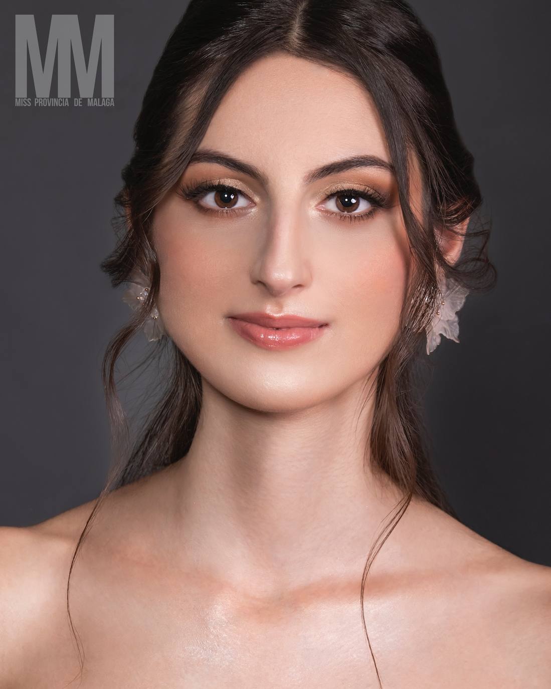 El certamen Miss y Mister Provincia de Málaga 2022, se llevará a cabo este sábado, 3 de septiembre, en Casabermeja. Serán 52 representantes los que competirán por el título oficial de embajadores de la provincia. Al final del evento, Natalia Gómez de Fuengirola y Benjamín Nieto de Málaga Capital, entregarán sus respectivos títulos del año pasado