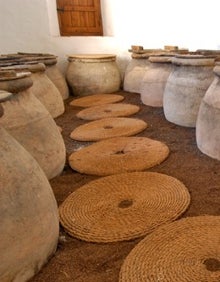 Imagen secundaria 2 - Molino de aceite, ubicado en el mismo edificio.