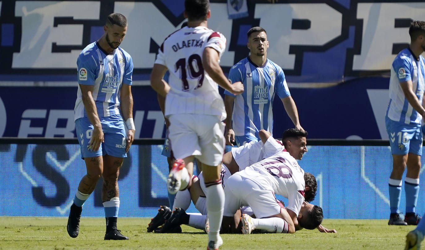 El Málaga pierde en casa con el Albacete (1-2).