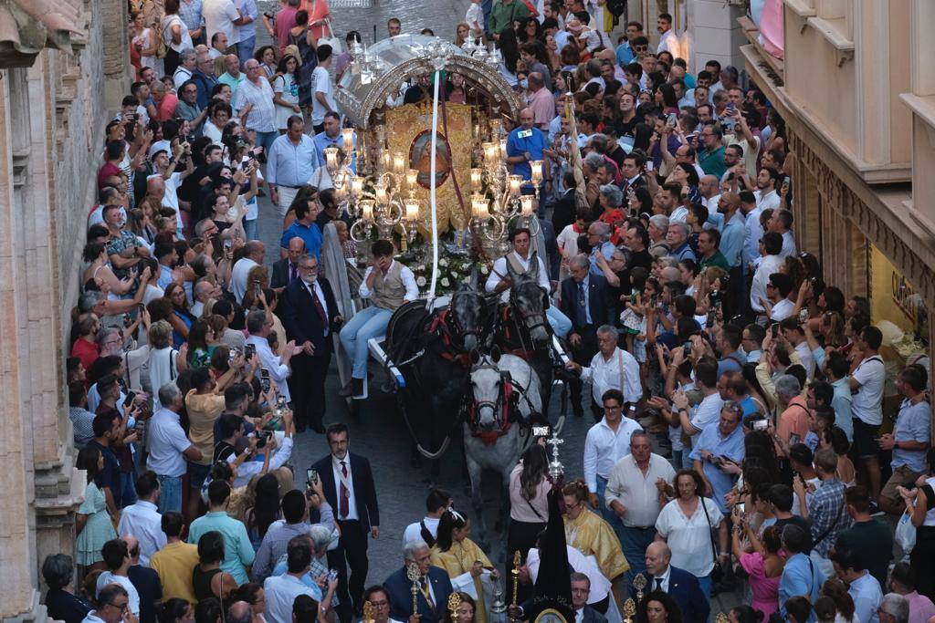 Fotos: Imágenes de la Magna de Antequera: quince imágenes y nueve horas y media en la calle