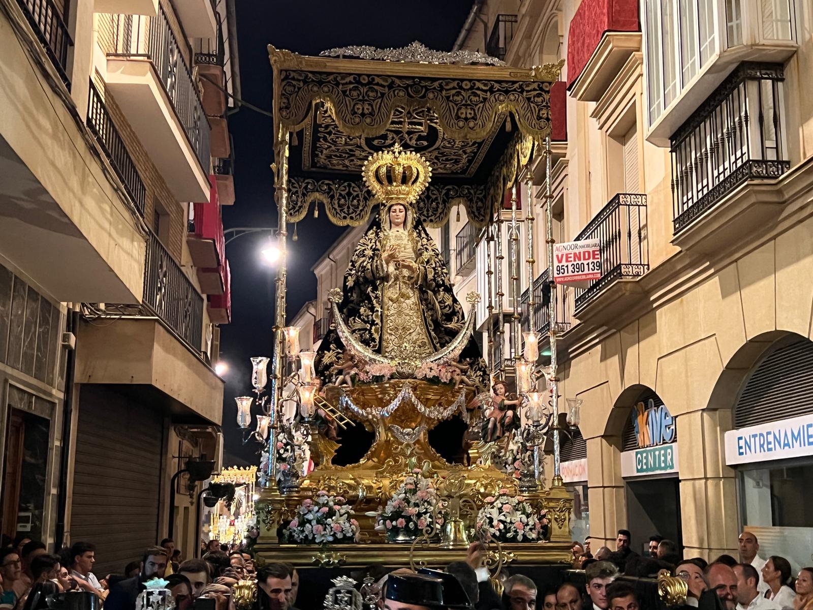 Fotos: Imágenes de la Magna de Antequera: quince imágenes y nueve horas y media en la calle