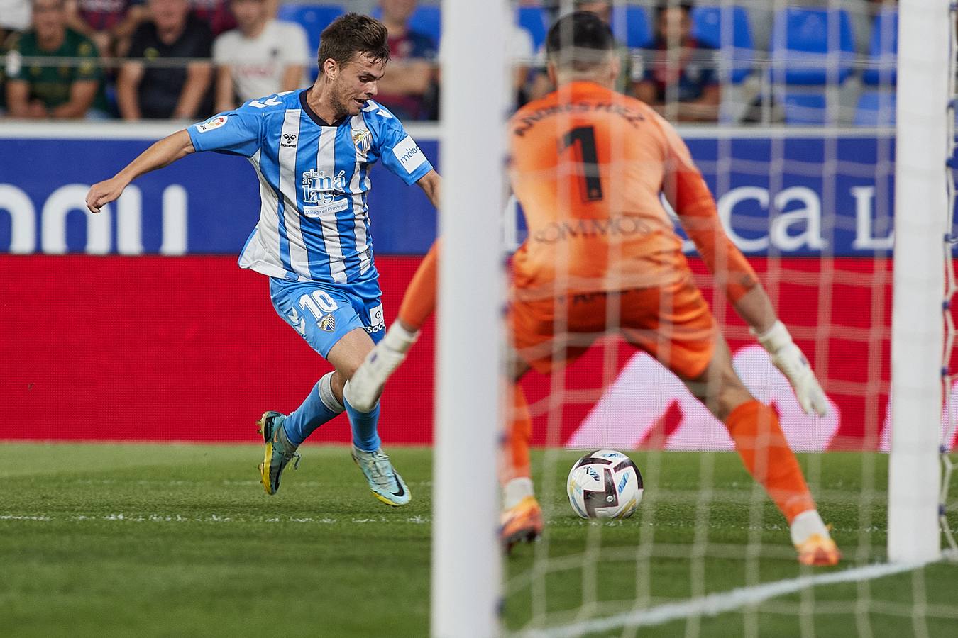 El Málaga ha visitado al Huesca en la quinta jornada. 