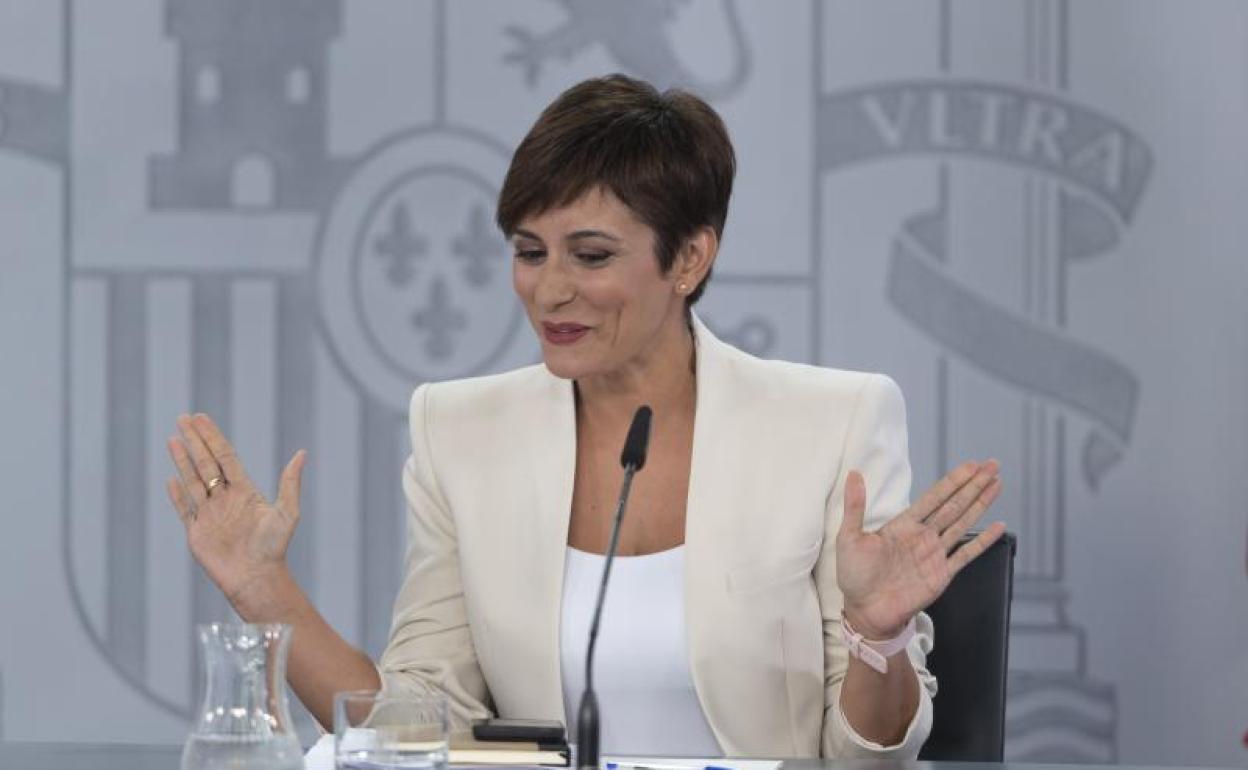 La ministra Portavoz y de Política Territorial, Isabel Rodríguez. 