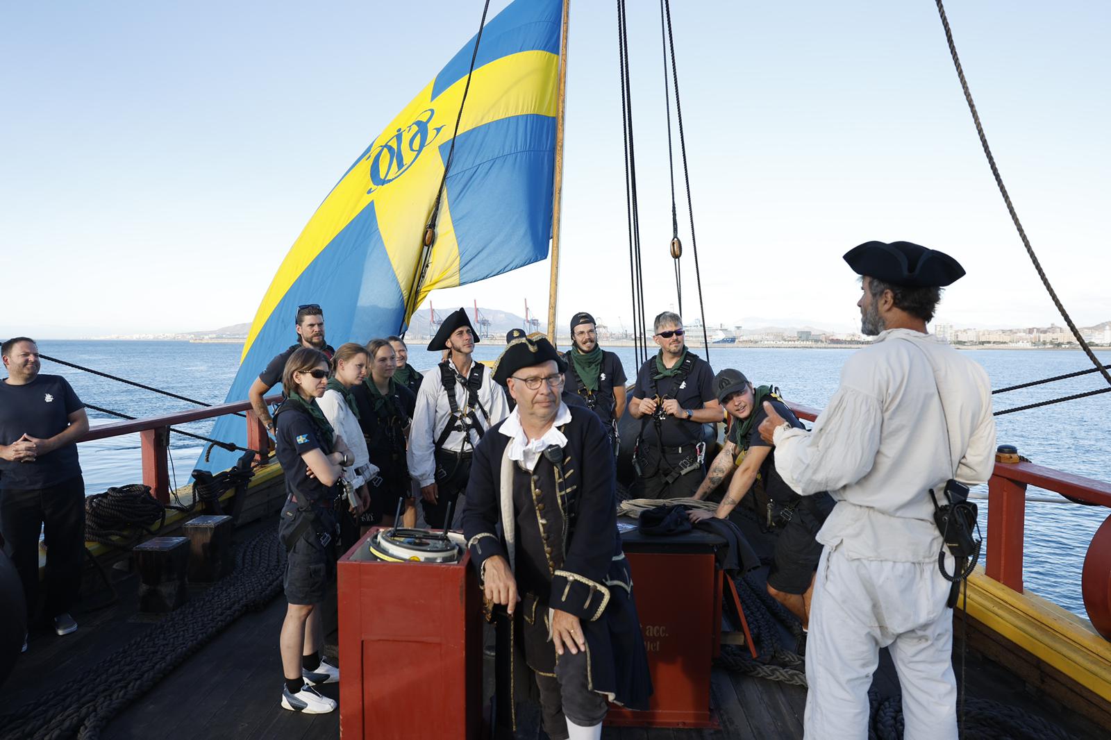 Hará escala en Málaga hasta el 19 de septiembre. Se trata de una réplica del velero de madera oceánico más grande del mundo, y una réplica de un barco de la Compañía Sueca de las Indias Orientales del siglo XVIII, el Götheborg de Suecia, que se hundió en la costa, cerca de Gotemburgo, en 1745. 