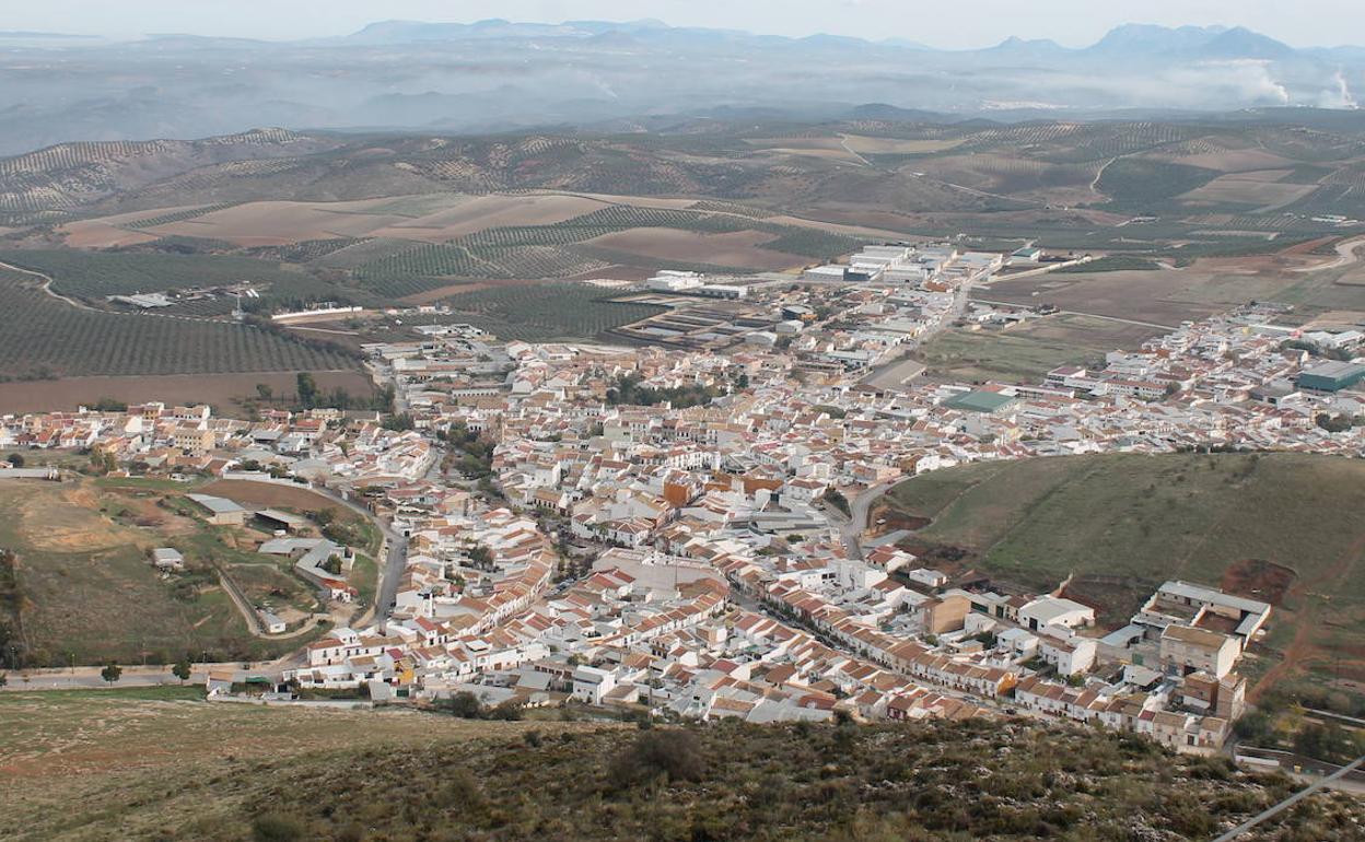 Panorámica. Vista de Alameda desde los alrededores del mirador de la sierra de la Camorra. 