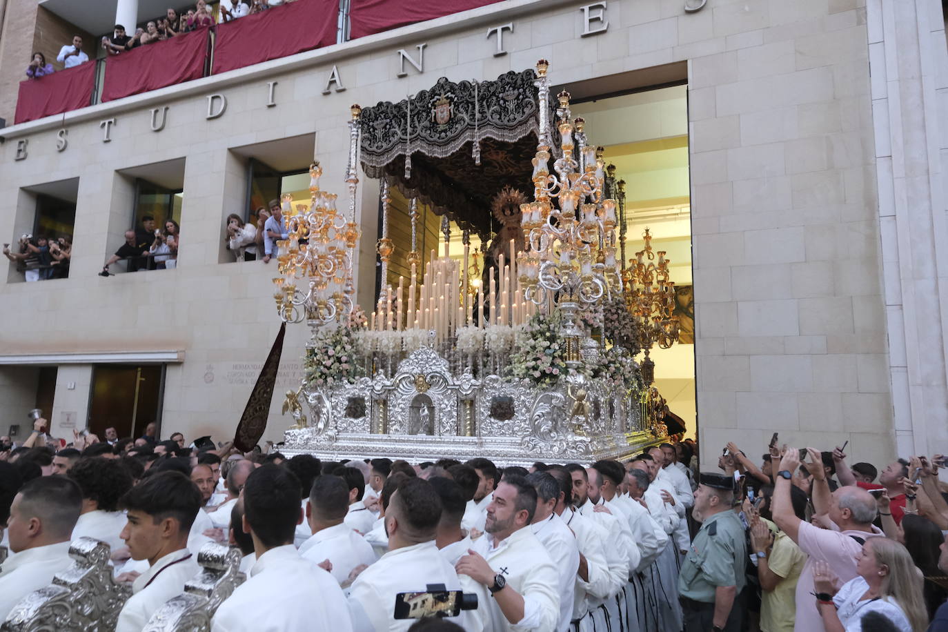 Se celebran los actos del centenario de la cofradía perchelera 