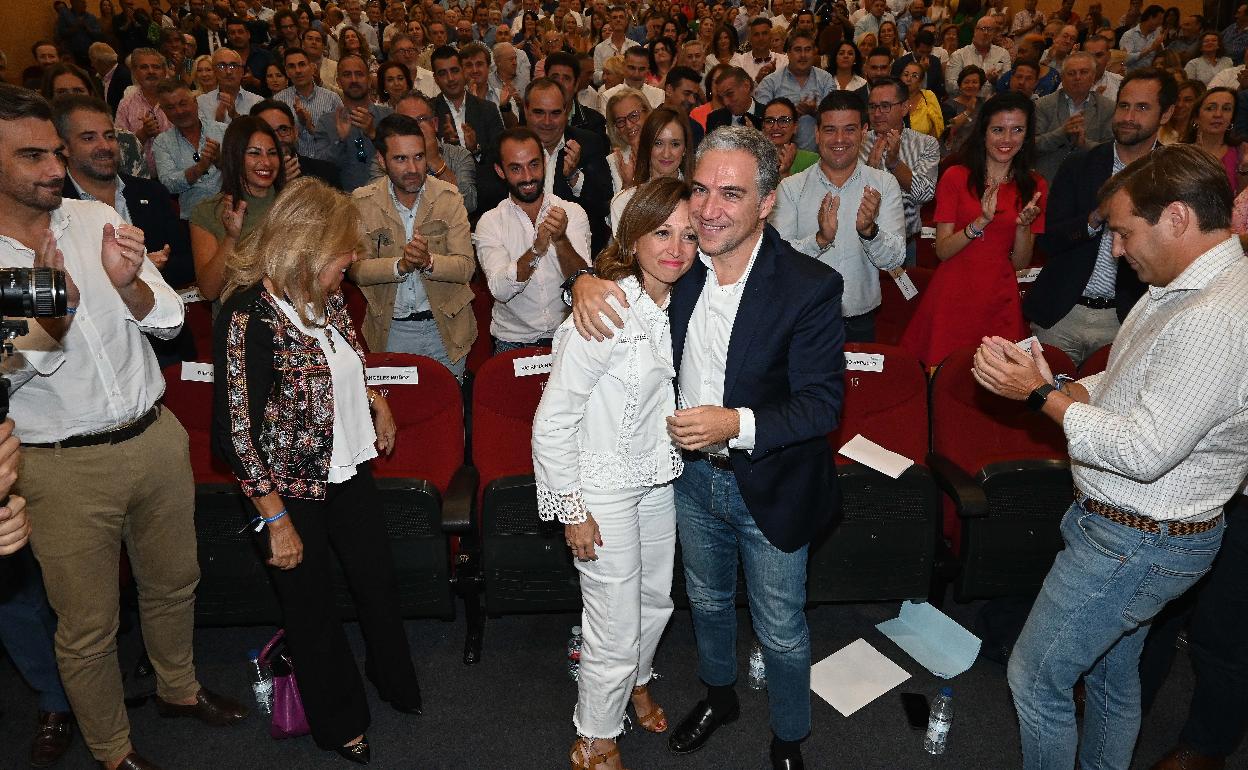 Bendodo y Navarro, en el Palacio de Congresos de Marbella.