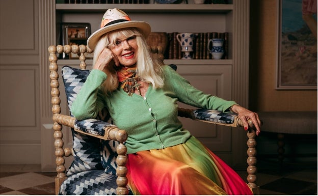 Gunilla von Bismarck, en uno de los salones del Marbella Club