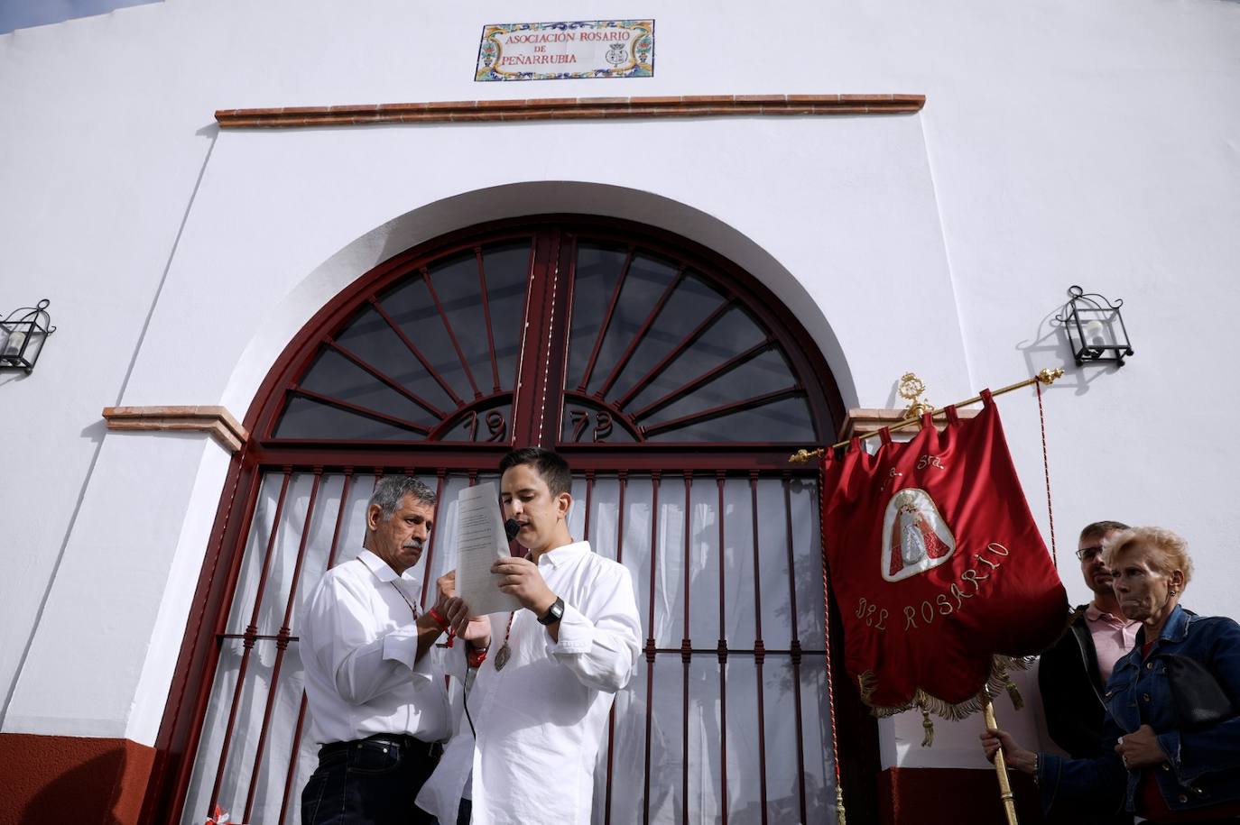 Peñarrubaia inaugura su local-ermita, que guarda la memoria del pueblo inundado. 