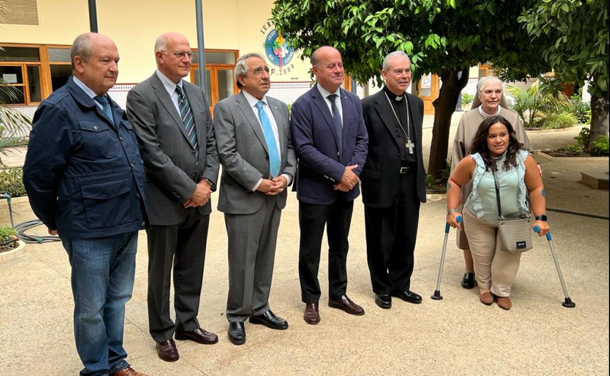 Desde 1979, el centro de Magisterio de Antequera está dentro de la oferta educativa de la UMA. 