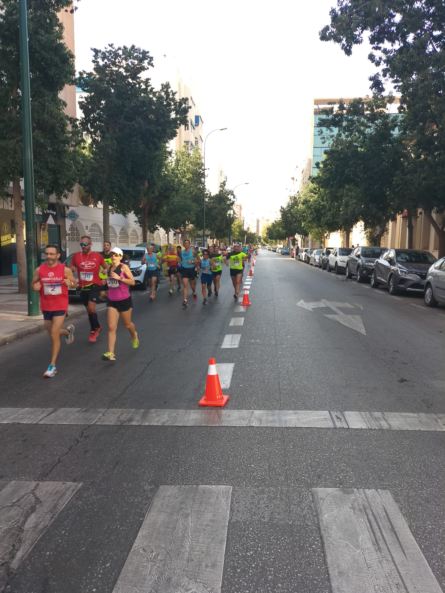 El atleta jiennense Cristóbal Valenzuela (Cueva de Nerja), ganador de la última Media Maratón Ciudad de Málaga, se adjudicó esta mañana la novena edición de la carrera El Torcal-La Paz, con un registro de 31:13 en los 10.000 metros de la prueba popular, antesala de la Carrera Urbana Ciudad de Málaga del domingo 24 (que reaparece tras la pandemia).