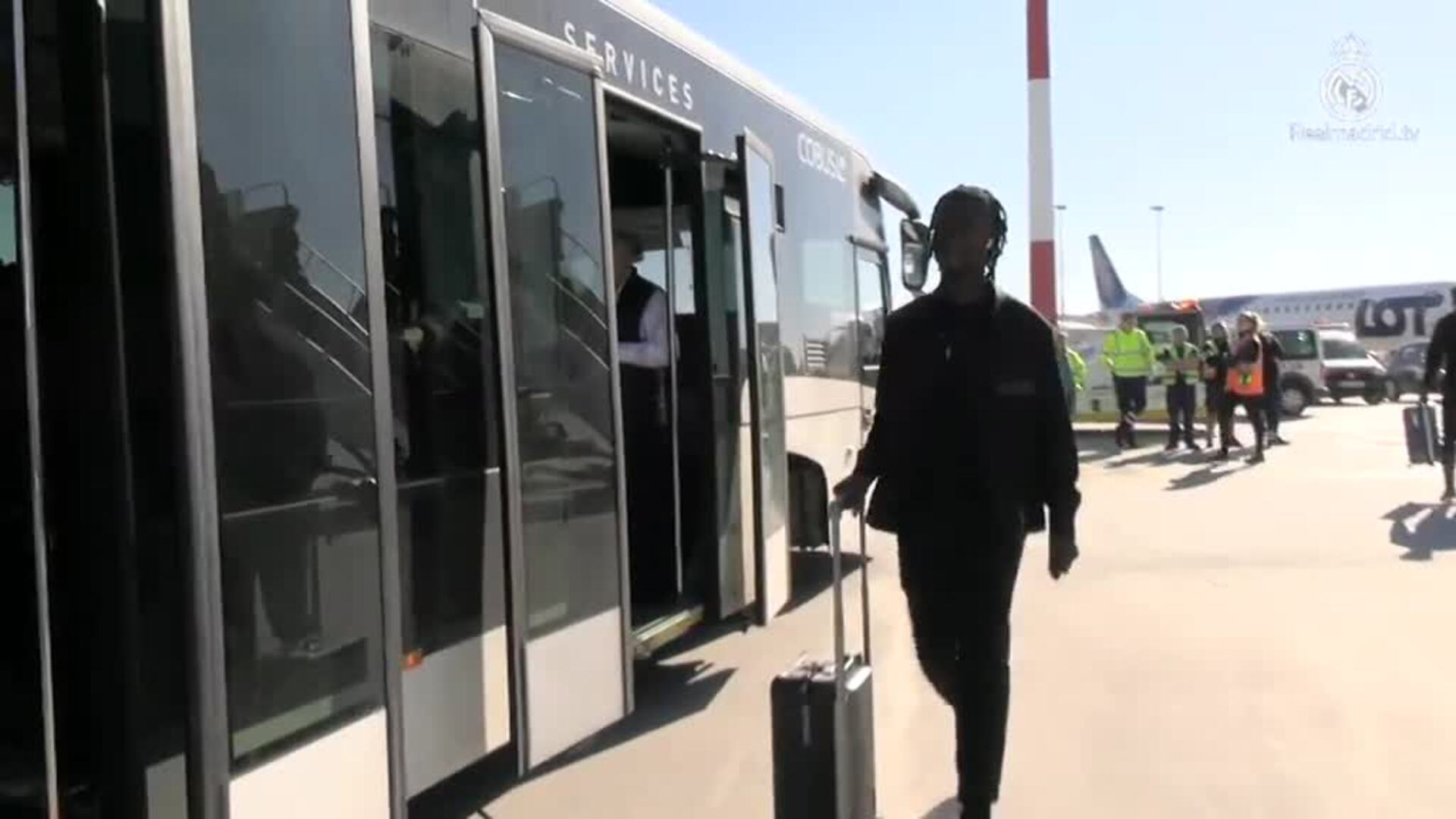 El Real Madrid ya está en Varsovia para jugar mañana ante el Shakhtar Donetsk