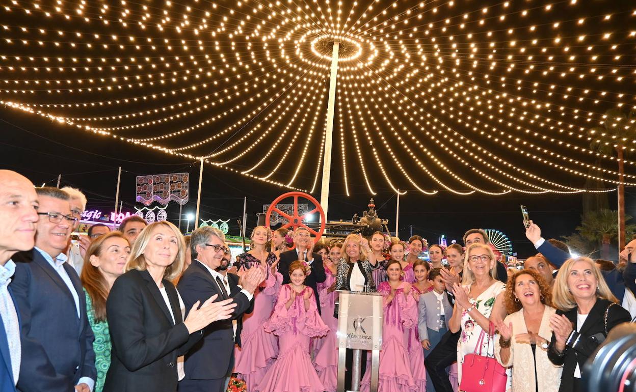 Inauguración del alumbrado de la Feria de San Pedro Alcántara. 