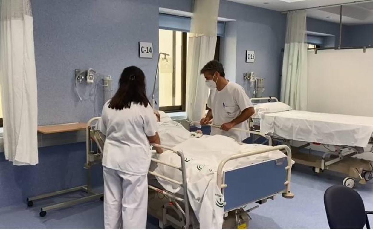 Coronavirus Málaga: Bajan los hospitalizados por Covid en Málaga, pero vuelve a haber dos enfermos en UCI