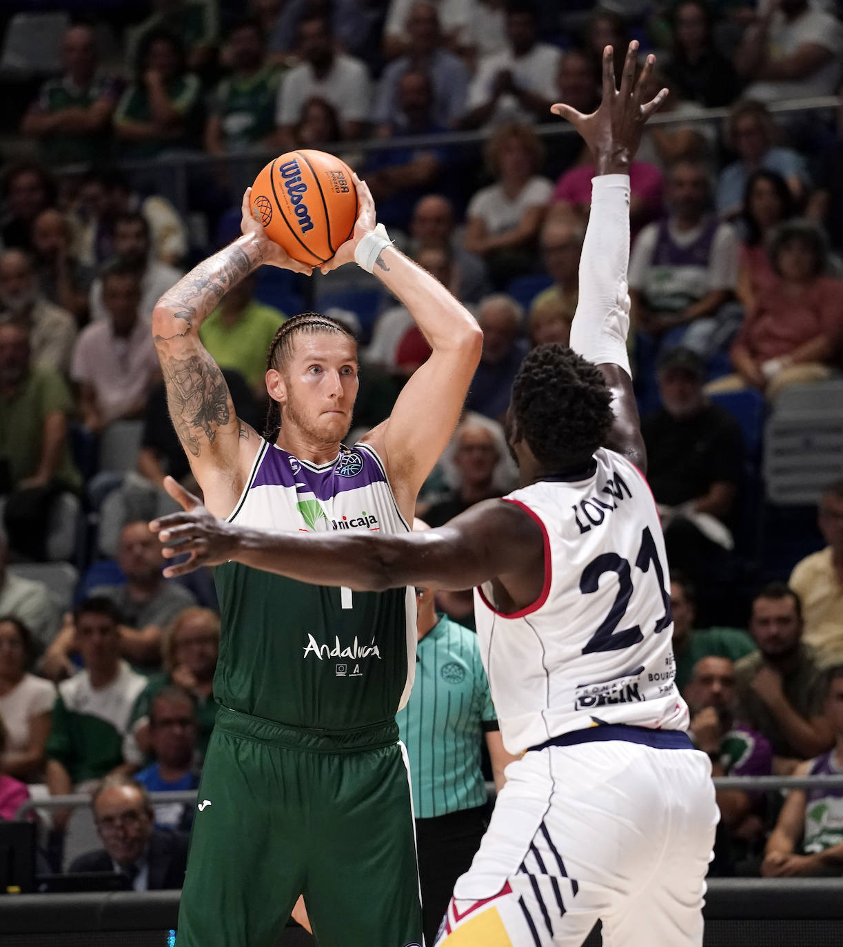 El Unicaja gana al Dijon en la Champions (88-68). 