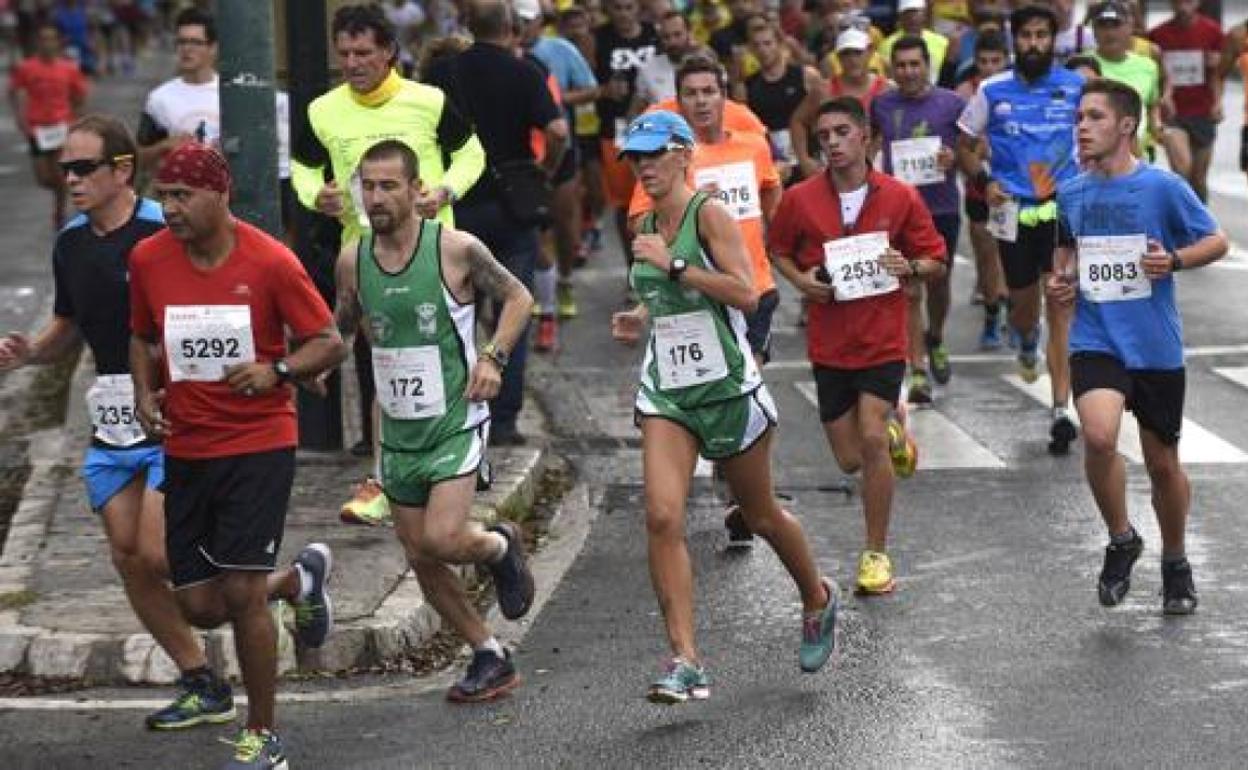 Estos son los cortes de tráfico previstos el domingo con motivo de la carrera 'Ciudad de Málaga'