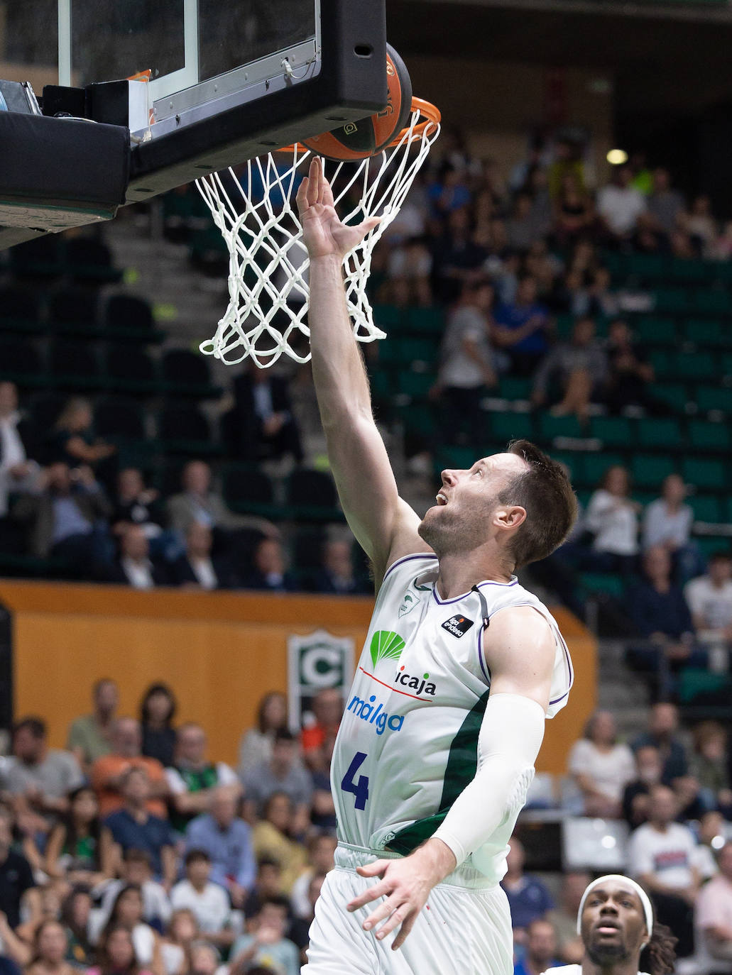 Derrota del Unicaja en la cancha del Joventut. 