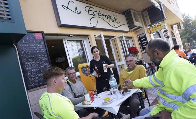 El bar se encuentra en el límite entre Teatinos y Puerto de la Torre. 