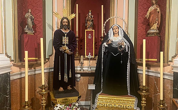 Los titulares del Rescate, en su capilla callejera. 