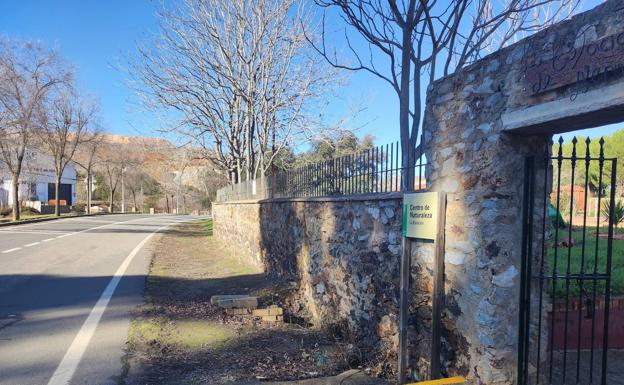 El inicio oficial está junto al antiguo centro de la naturaleza La Estación.