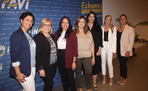 Zulma Castellanos, Noelia Marco, Liliana Ibáñez, Susana García, Eva Pascual, María Luisa Córdoba y Raquel Pimentel.