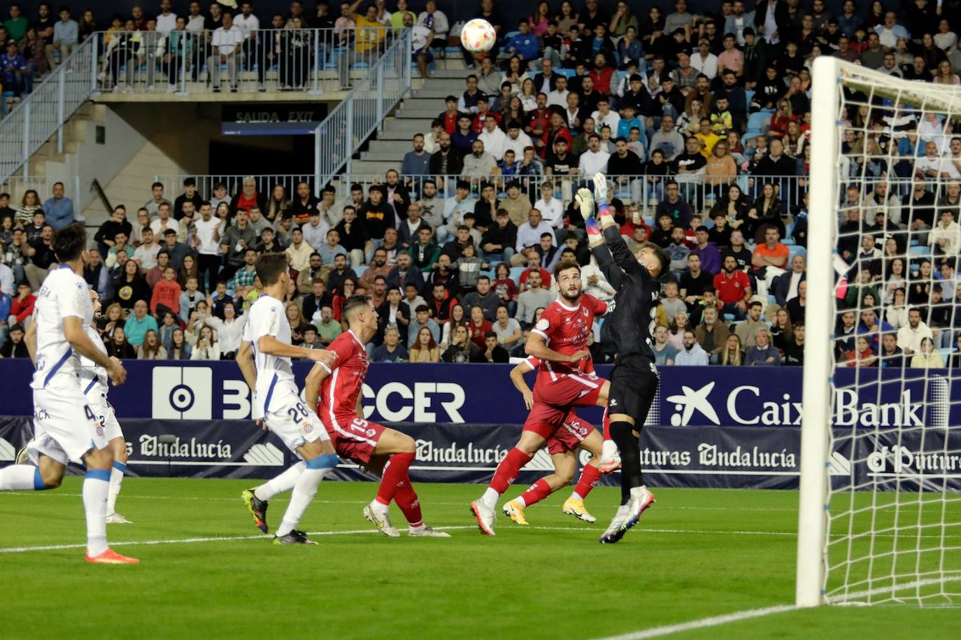 El Rincón cae en copa ante el Espanyol (0-3). 