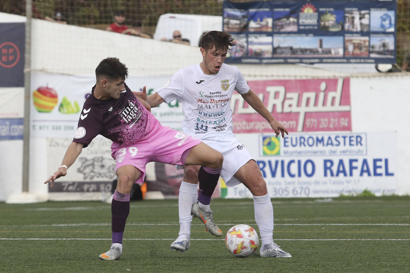 El conjunto blanquiazul logró con muchísimo sufrimiento el pase a la segunda ronda de la Copa del Rey en un partido en el que los locales se adelantaron en el marcador y estrellaron dos lanzamientos en los palos en el partido.