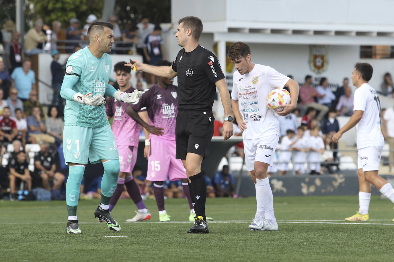 El conjunto blanquiazul logró con muchísimo sufrimiento el pase a la segunda ronda de la Copa del Rey en un partido en el que los locales se adelantaron en el marcador y estrellaron dos lanzamientos en los palos en el partido.