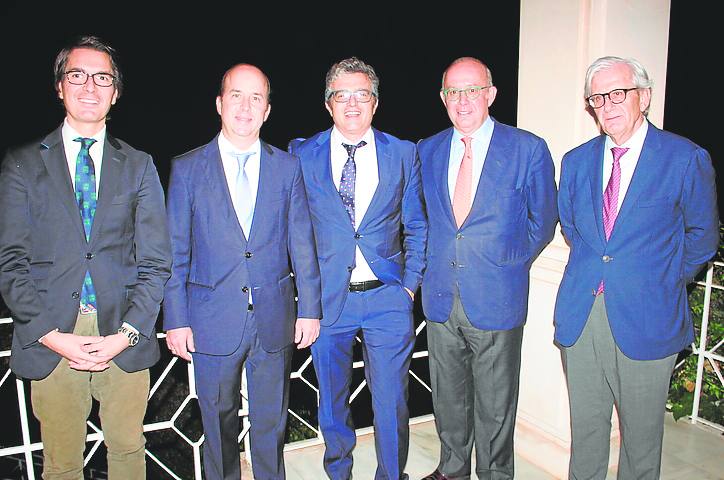 Juan José Zabala, Carlos García Manrique, Jorge Muñoz, Fernando Marín Riaño y Antonio Torrecilla.