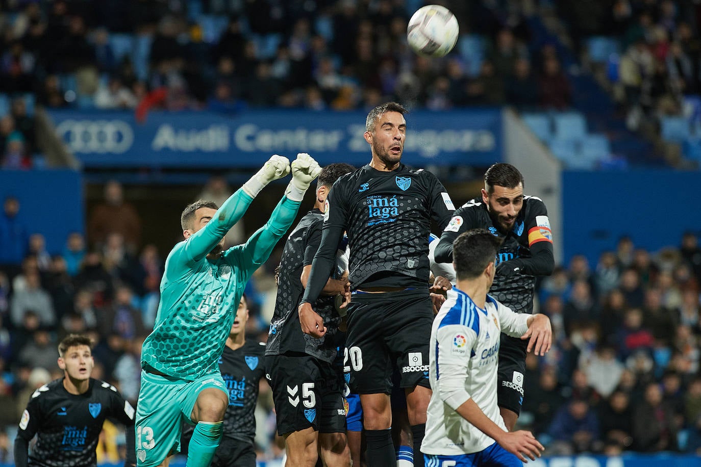El Málaga abrió el marcador en el minuto 79, pero el Zaragoza empató poco después 