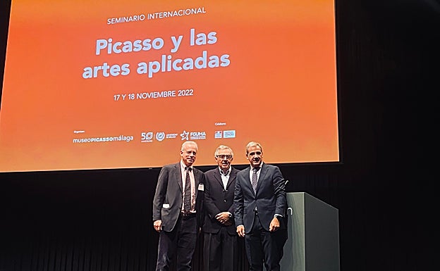 Pepe Karmel, José Lebrero y Antonio María Lara en la inauguración del seminario. 