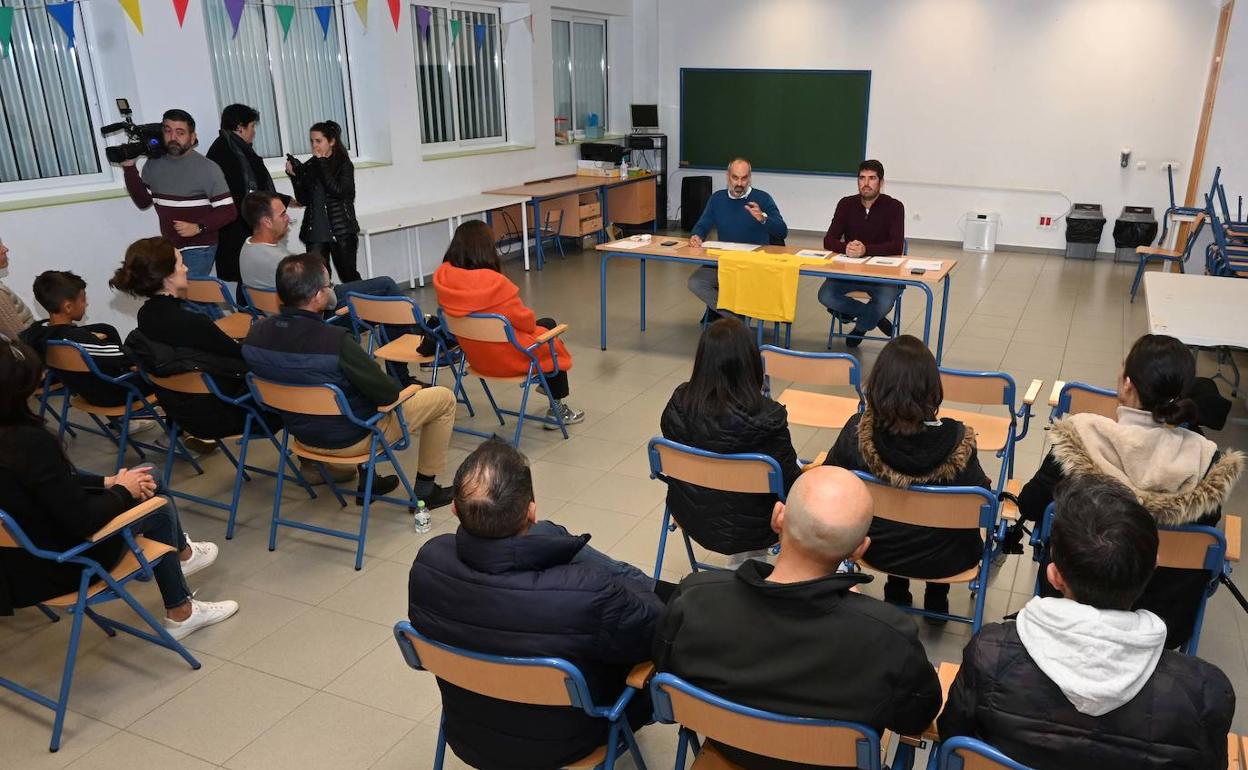 Los padres han aprobado en asamblea nuevas movilizaciones. 