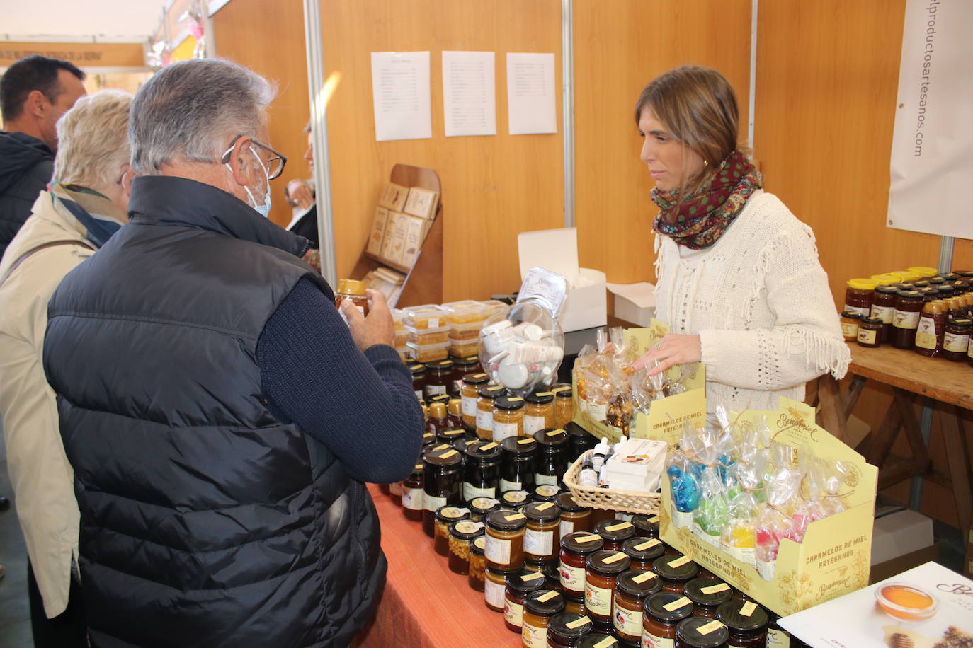 Benaoján vuelve a celebrar su popular Feria de la Chacina. 