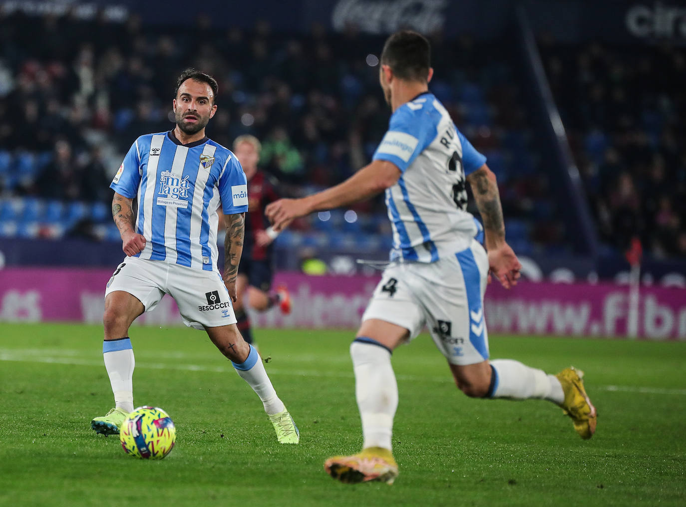 Derrota del Málaga en su visita al Levante. 