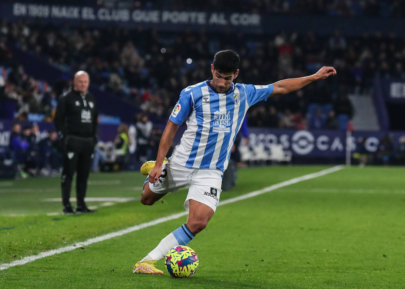 Derrota del Málaga en su visita al Levante. 