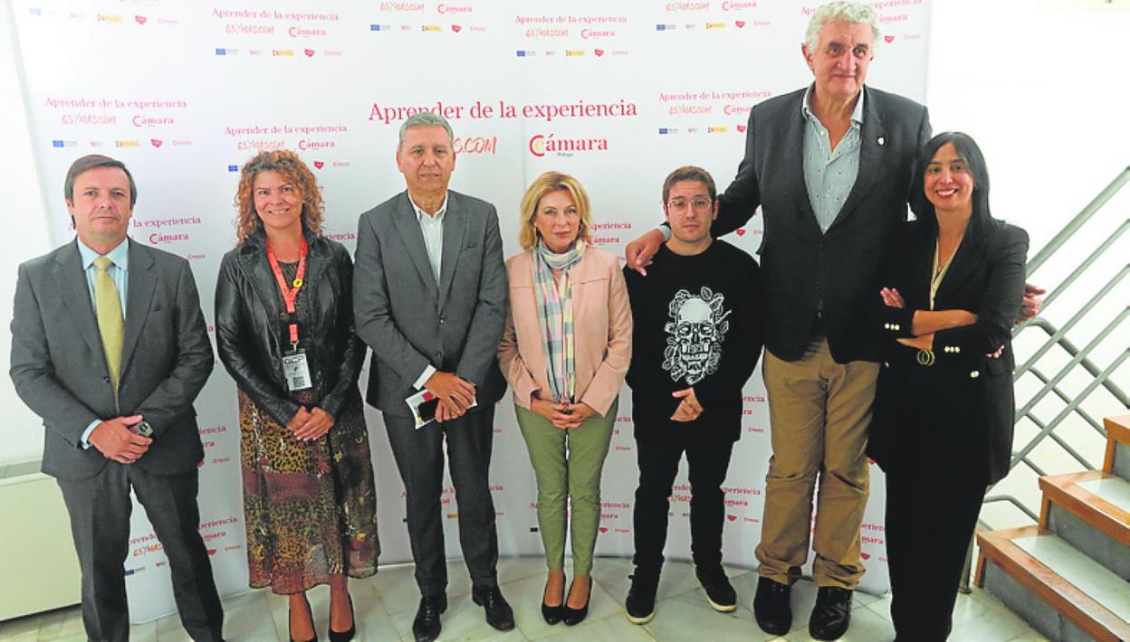 Participantes en el encuentro de presentación de la campaña. 