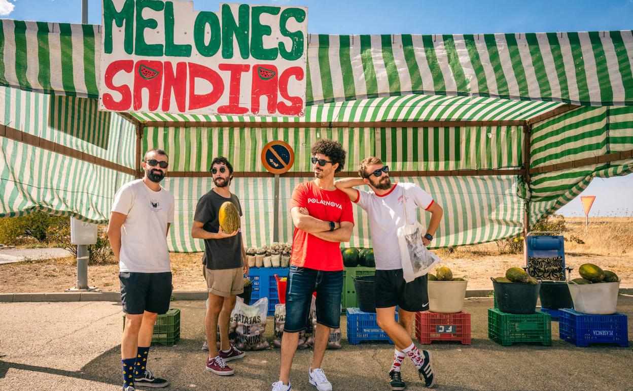 Los músicos del grupo malagueño Maenoba, en una imagen promocional.