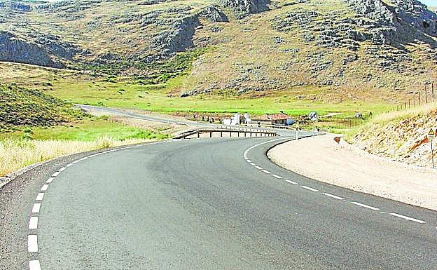 Además de las calizas, para muchos el atractivo de esta zona está en su trazado sinuoso. .