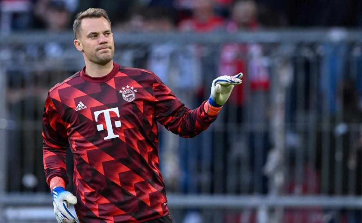 El portero alemán, Manuel Neuer, durante un calentamiento con el Bayern de Múnich.