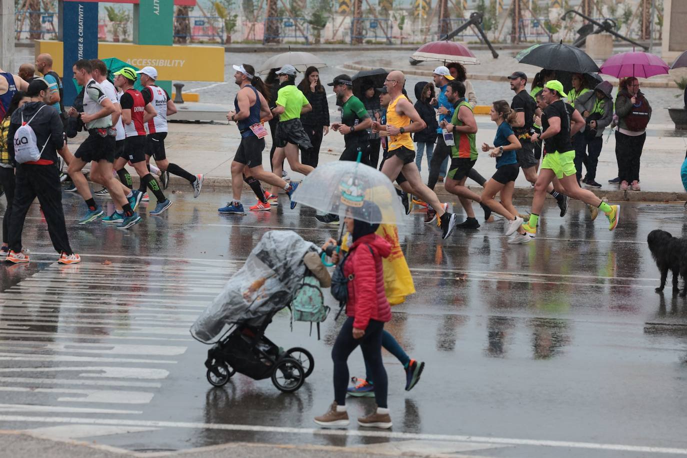 Barnaba Kipkoech gana la XII edición. Con un registro de 2h.08:19, se quedó a 39 segundos de la plusmarca de la prueba