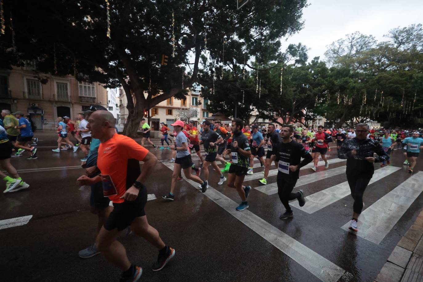 Barnaba Kipkoech gana la XII edición. Con un registro de 2h.08:19, se quedó a 39 segundos de la plusmarca de la prueba