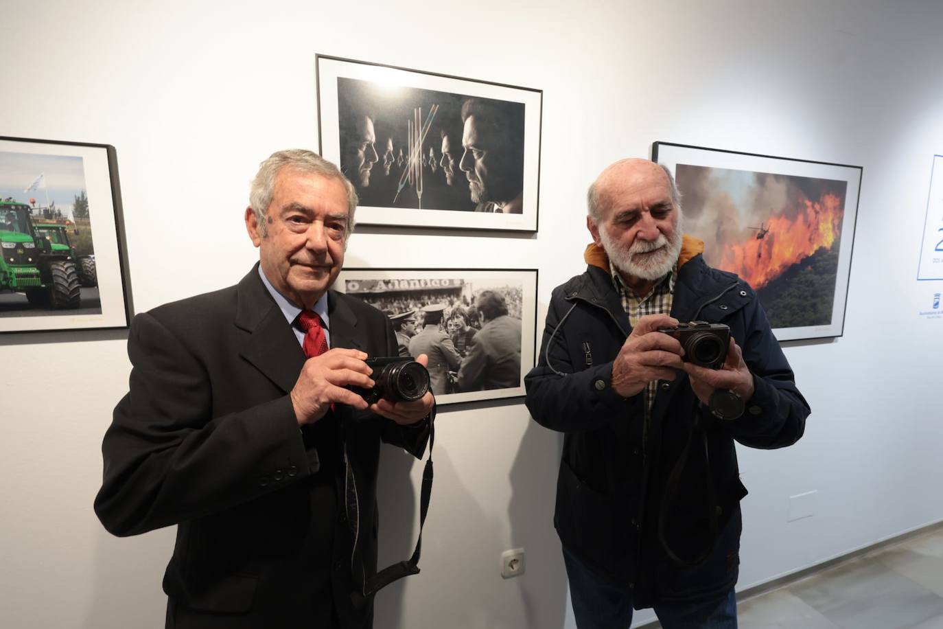 La exposición reúne lo más destacado del 2022 y un tributo a los veteranos fotógrafos Eugenio Griñán y Pepe Ponce