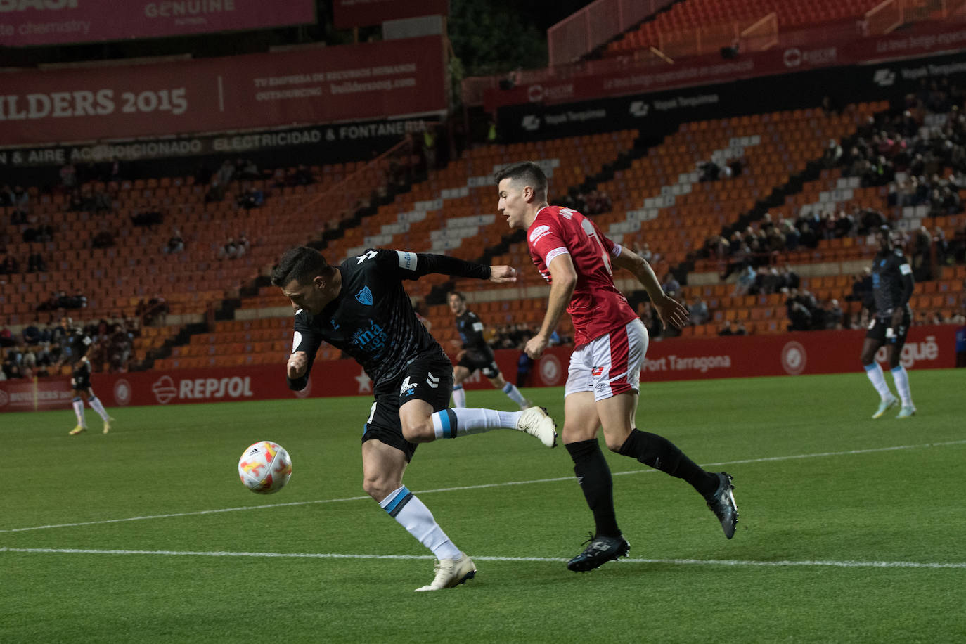 El Málaga perdió en su visita al Gimnástic Tarragona (2-1). 