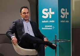 «Más que las arrugas y las manchas lo que envejece es la forma de la cara»