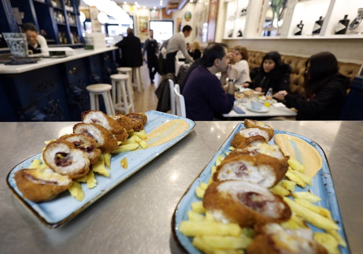 Los flamenquines, uno de los platos estrella del grupo.